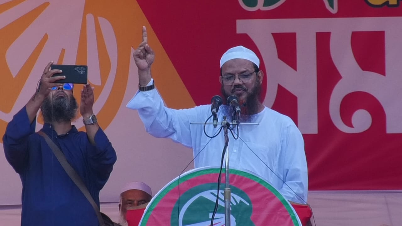 ছাত্র-জনতার রণাঙ্গনে ইস্যুবানী: “আগামী লড়াই হবে ব্যালটের মাধ্যমে”