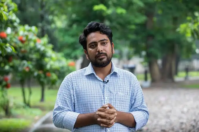 শাপলা চত্বর নিয়ে বিএনপির ভূমিকাও বিশ্লেষণের দাবি রাখে: নাহিদ